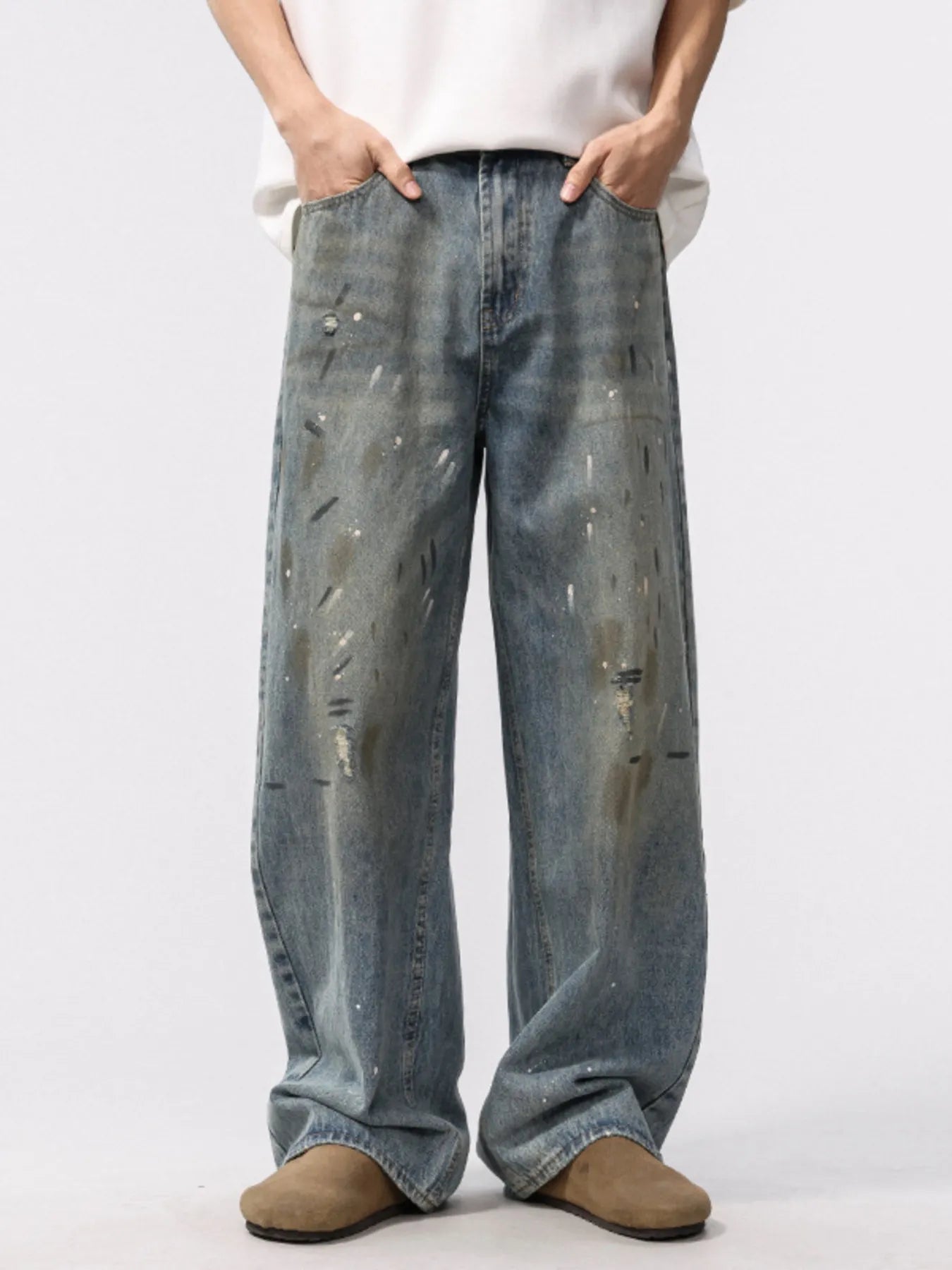 Men's Washed Distressed Wide-Leg Jeans